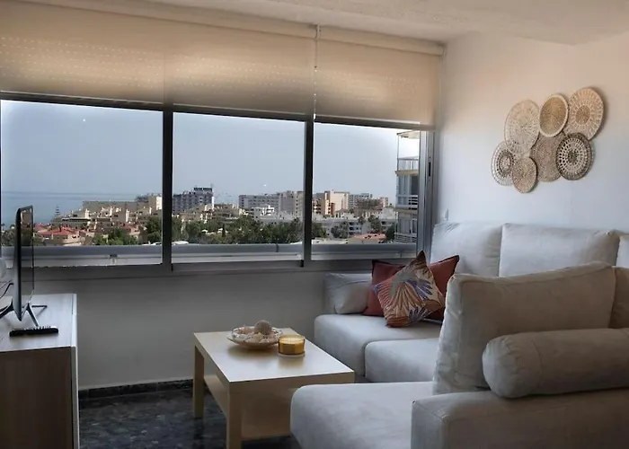 Apto Luminoso Vistas Al Mar, Parejas, Nomadas Dgtl Апартаменты Торремолинос